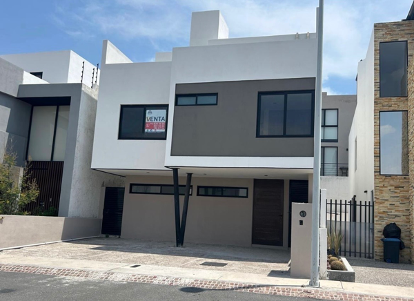 Casa en Condominio en Venta en Zibatá, Querétaro - Espacios Amplios y Modernos Casa en Condominio en Venta en Zibatá, Querétaro - Espacios Amplios y Modernos