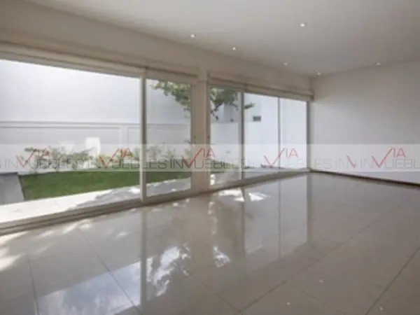 Casa en venta en Privada Real de San Agustín, San Pedro Garza García — foto 3 de 11