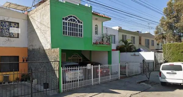 Casa en venta en Lomas de Zapopan, Zapopan — foto 3 de 10