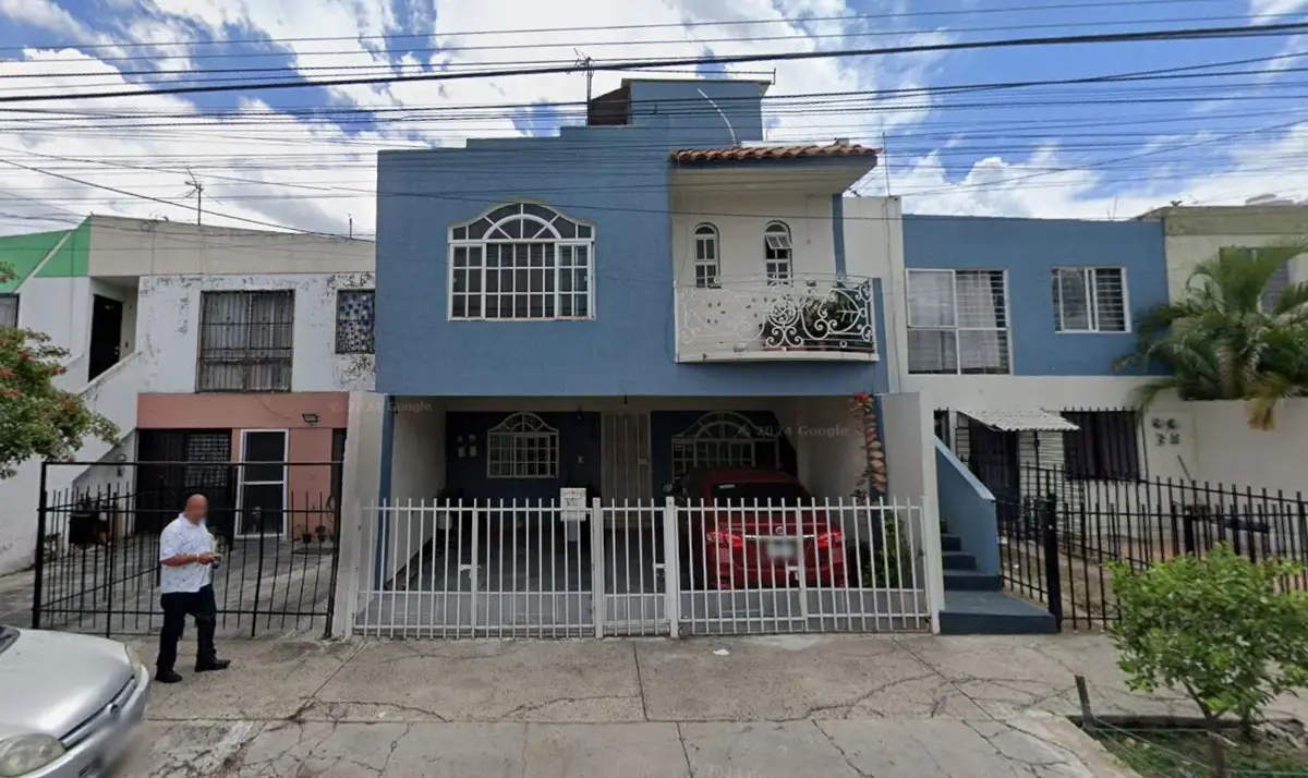 Casa en venta en Lomas de Zapopan, Zapopan — foto 1 de 10