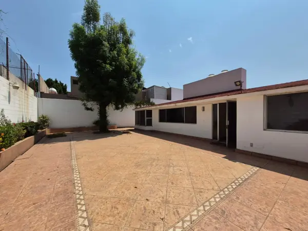 Casa en Venta de un nivel en Bosques de las Lomas