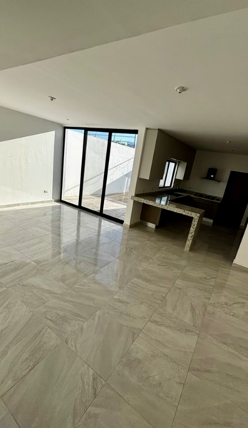 Casa en venta en Los Portales, Torreón — foto 3 de 14