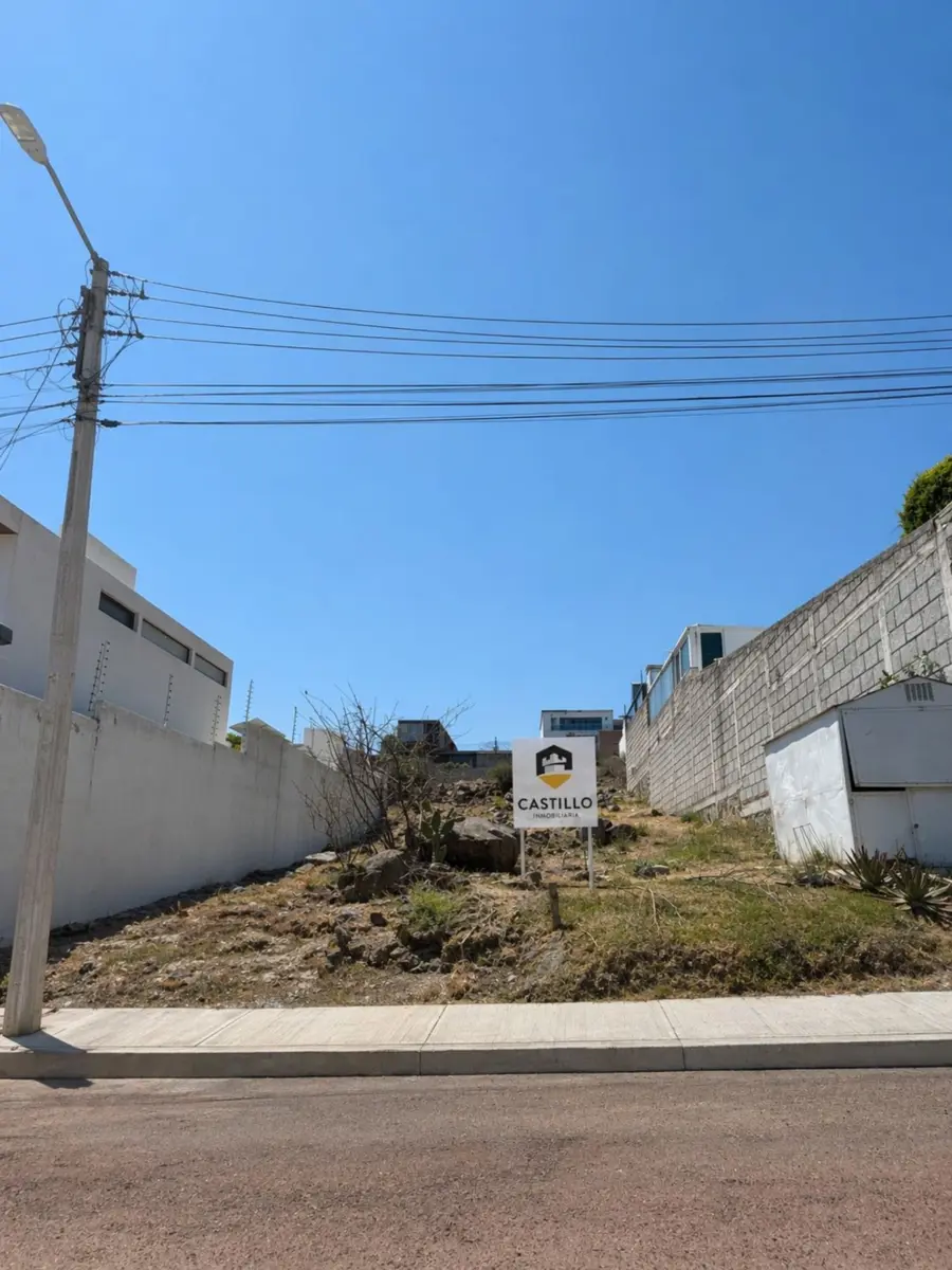 Terreno en venta en Villas de Irapuato, Irapuato — foto 1 de 3