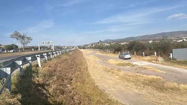 Terreno en venta en La Cruz, San Juan del Río — foto 2 de 3