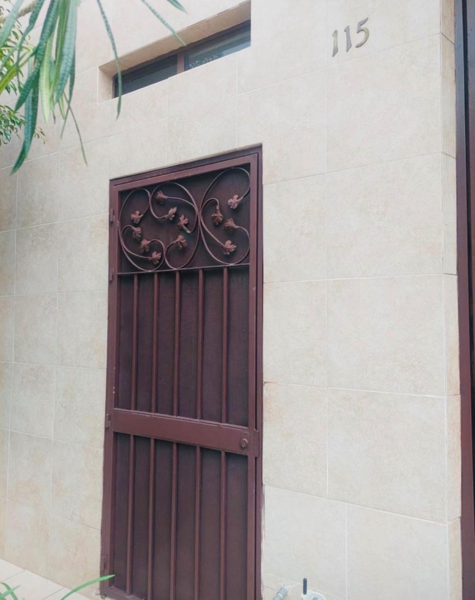 ¡EXCELENTE OFICINA/ CONSULTORIO PEQUEÑO EN RENTA EN LA COLONIA SAN ISIDRO, BUENÍSIMA ZONA EN LA CIUD
