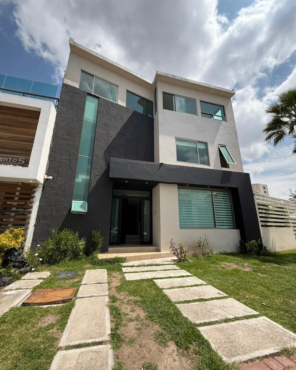 Casa en venta en Zona Plateada, Pachuca de Soto — foto 1 de 10