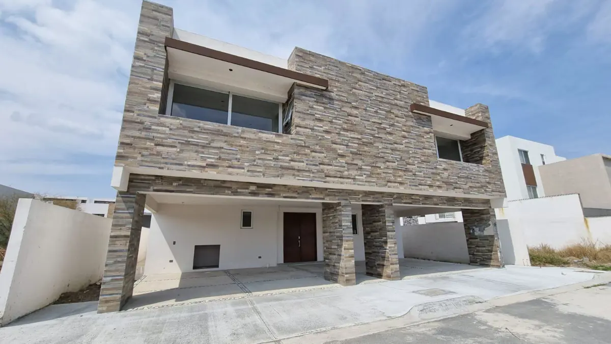 Casa en venta en Las Cruces Residencial Club de Golf, Apodaca — foto 1 de 26