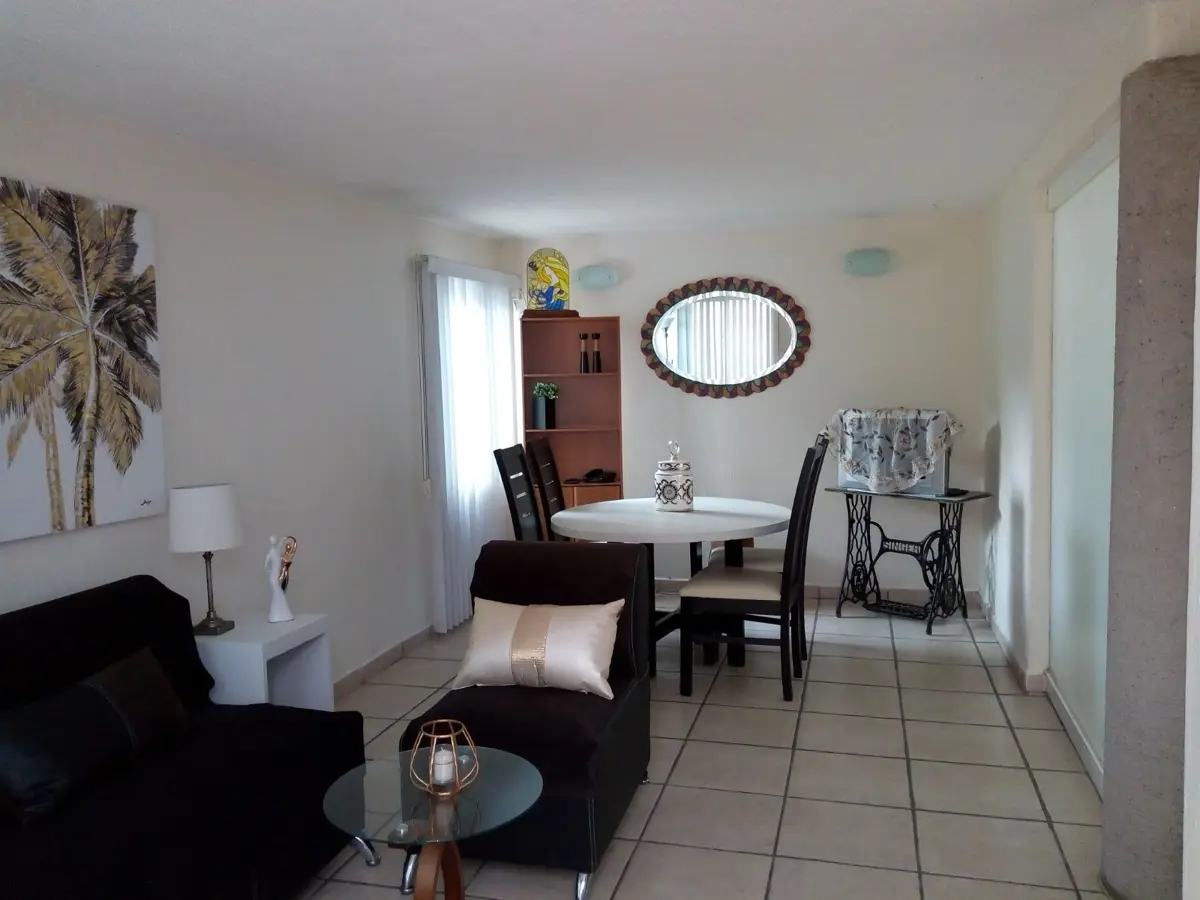 Casa en renta en Las Arboledas, Irapuato — foto 1 de 24