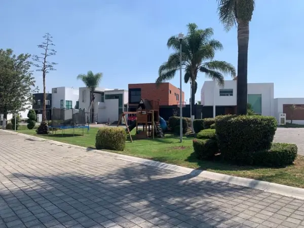 Terreno en venta en San Bernardino Tlaxcalancingo, San Andrés Cholula — foto 3 de 4