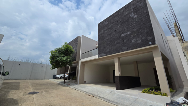 Casa en venta en Campestre Arenal, Tuxtla Gutiérrez — foto 2 de 32