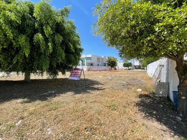 Terreno en venta en Residencial Provenza (La Romana), Tlajomulco de Zúñiga — foto 2 de 19