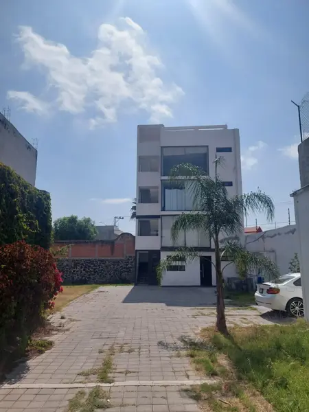TERRENO EN VENTA EN SANTIAGO XICOHTENCO CON EDIFICIO DE LOFTS, Cercano a la UDLAP