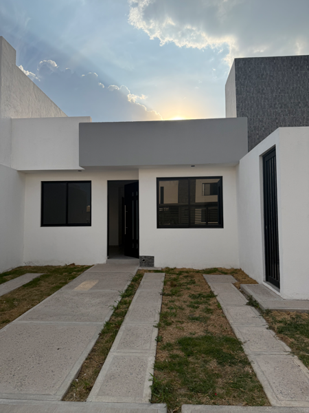 Casa en venta en Residencial Santa Fe, Corregidora — foto 2 de 25