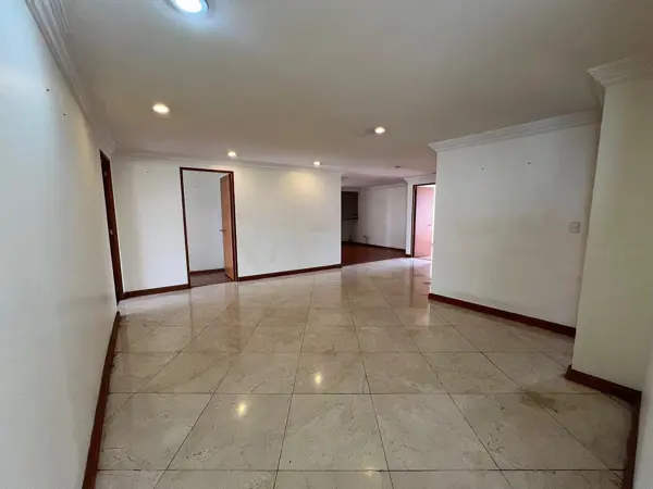 Departamento en venta en Hacienda de las Palmas, Huixquilucan — foto 3 de 16