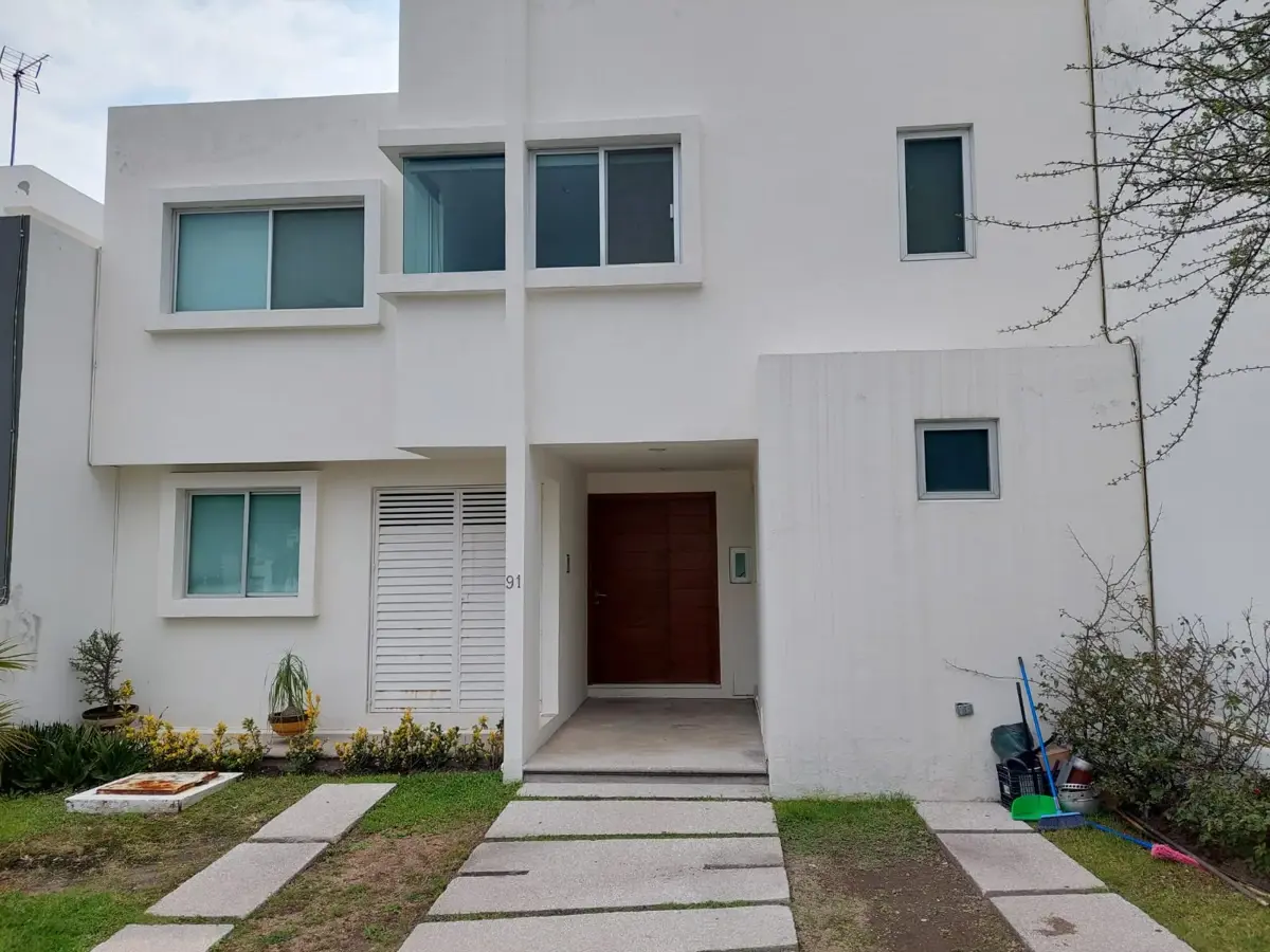 Casa en venta en Lomas de Angelópolis, San Andrés Cholula — foto 1 de 29