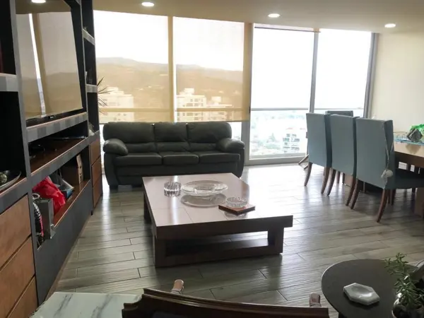 DEPARTAMENTO EN VENTA EN BOSQUE REAL con terraza