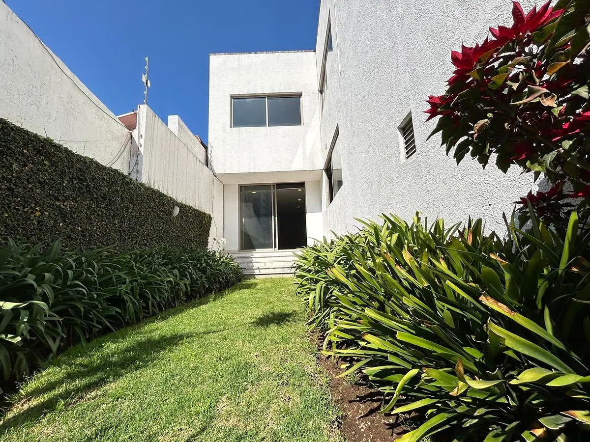 Casa en venta en Paseo de las Lomas, Álvaro Obregón — foto 1 de 18