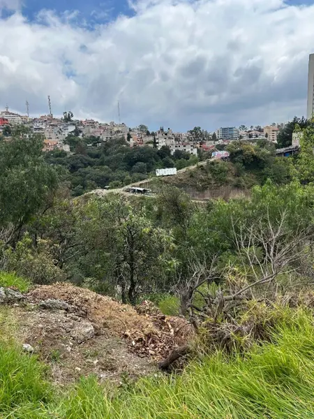 Terreno en venta en Lomas Country Club, Huixquilucan — foto 3 de 11