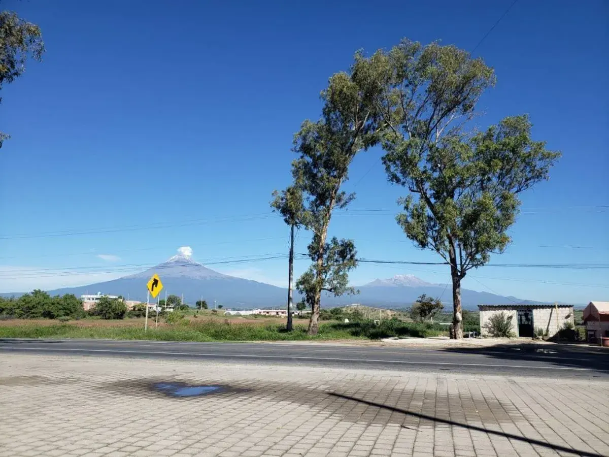 Terreno en venta en San Pablo Ahuatempa, Santa Isabel Cholula — foto 1 de 11