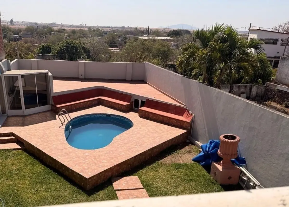 Casa en venta en Brisas de Cuautla, Cuautla — foto 1 de 34