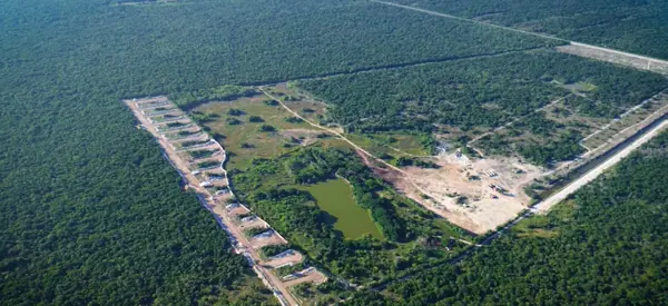 Terreno en venta en Chicxulub Pueblo, Mérida, Yucatán. 200 M2 a 5 Min. De la Playa