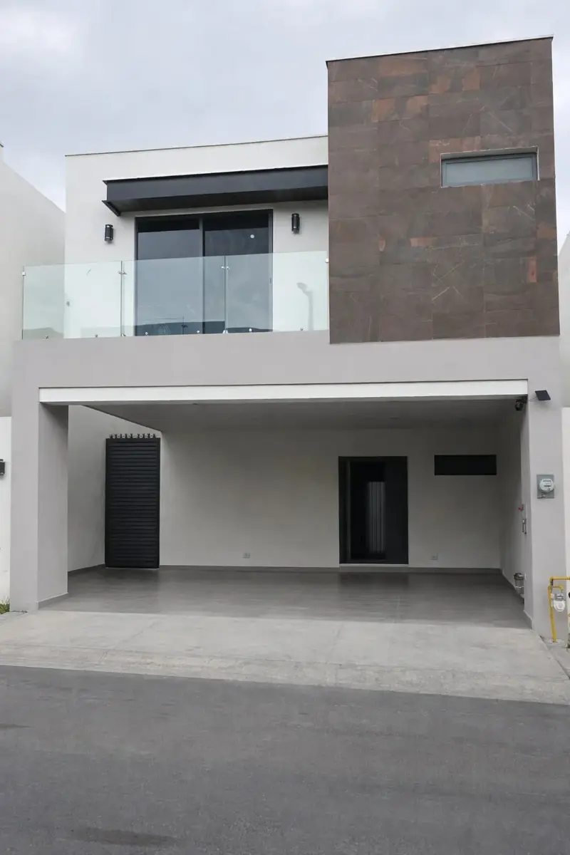 Casa en renta en Arbórea Sector Linneo, García — foto 1 de 18