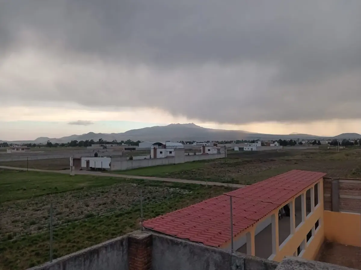 Terreno en venta en San Miguel Totocuitlapilco, Metepec