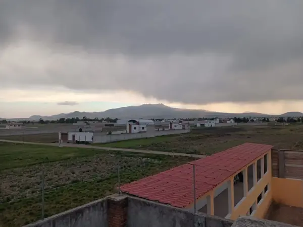 Terreno junto al fraccionamiento de condado del valle Terreno junto al fraccionamiento de condado del valle