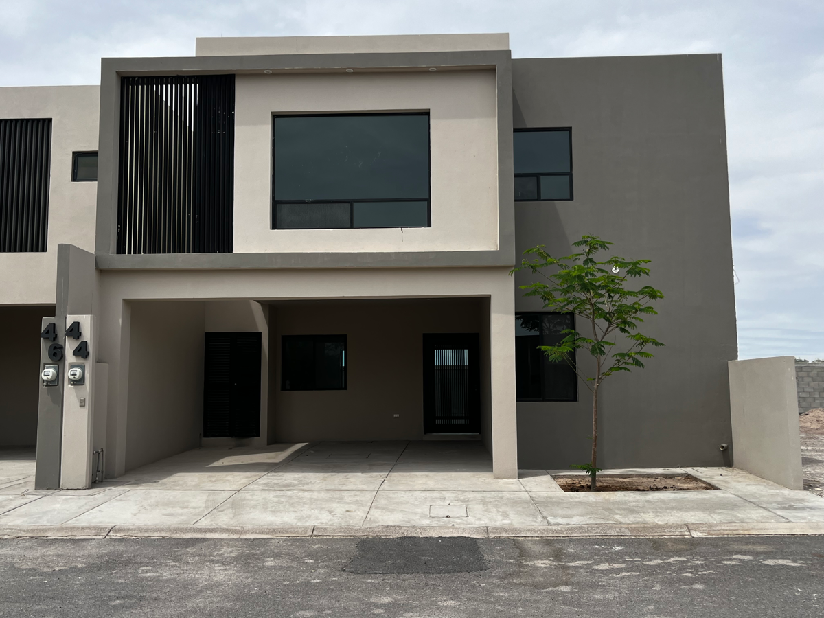 Casa en venta en Rincón las Trojes, Torreón — foto 1 de 17