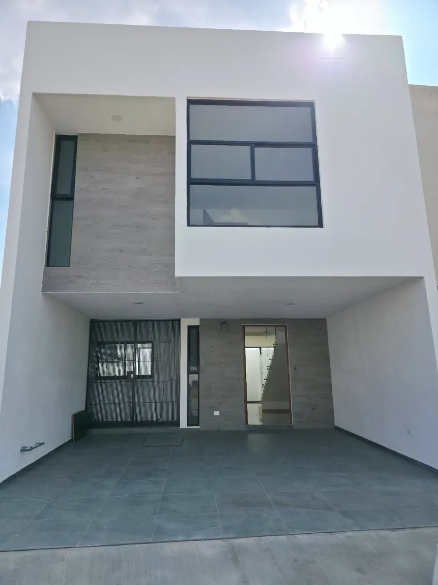 Casa en venta en San Juan Cuautlancingo, Cuautlancingo — foto 1 de 25
