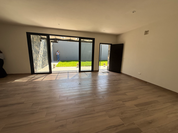 Casa en venta en Residencial Frondoso, Torreón — foto 3 de 18