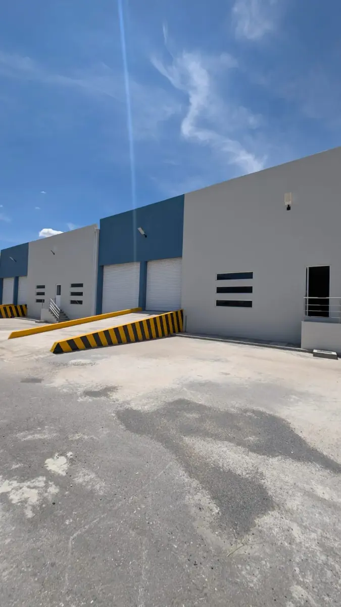 Nave en venta en General Cepeda, General Cepeda — foto 1 de 20