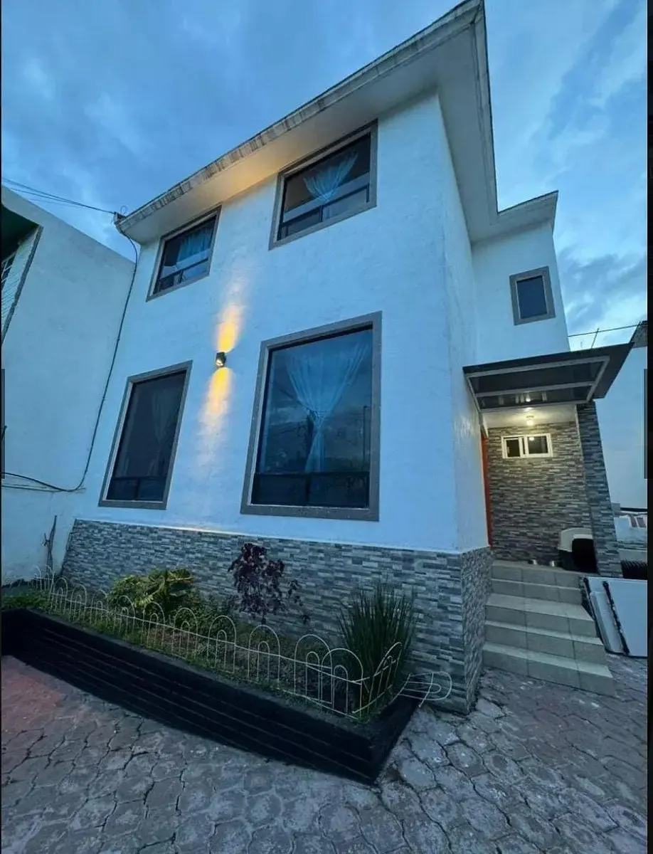 Casa en venta en Robles Patera, Tlalnepantla de Baz — foto 1 de 14