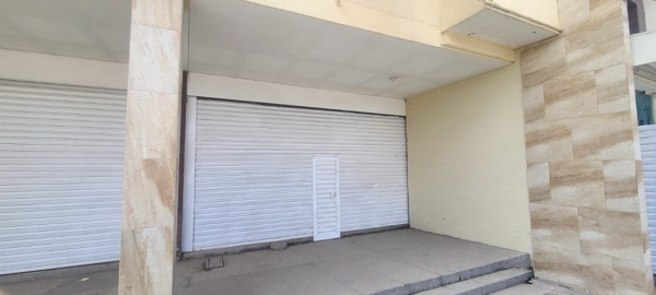 Local Comercial en Renta en El Tajito, Torreón con Estacionamiento