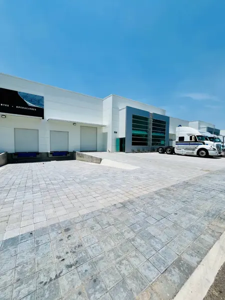 Nave Industrial con renta garantizada por 3 años