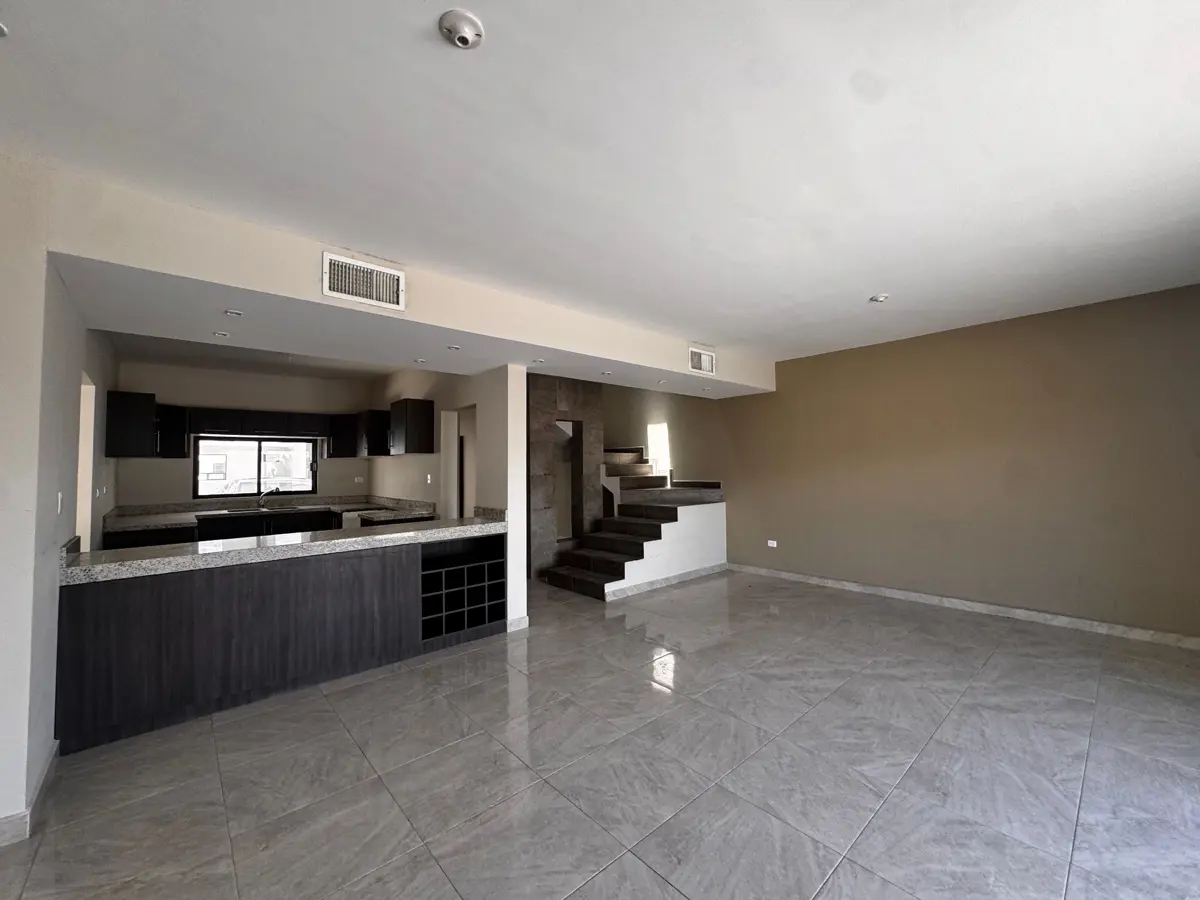 Vista 4 de Casa en Renta en Altozano la Nueva Laguna, Gómez Palacio, Durango