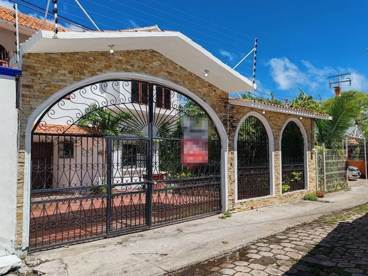 Casa en venta en San Manuel, Carmen — foto 1 de 13