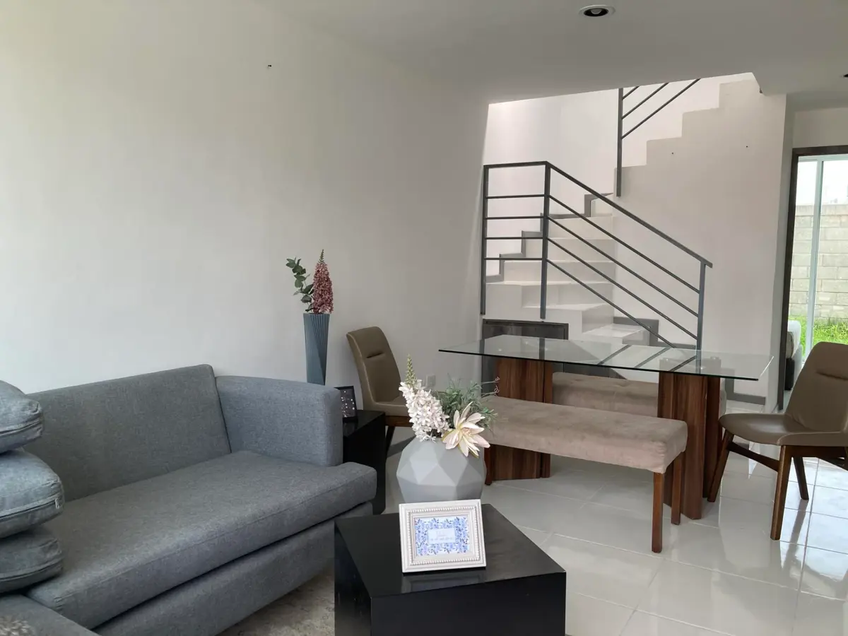 Casa en venta en San Francisco Ocotlán (Ocotlán), Coronango — foto 1 de 14