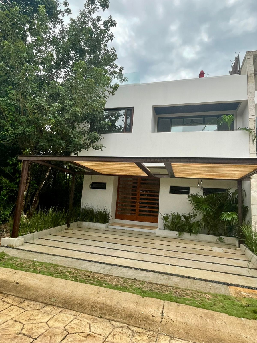 CASA EN VENTA EN MAYAKOBA, PLAYA DEL CARMEN CASA EN VENTA EN MAYAKOBA, PLAYA DEL CARMEN