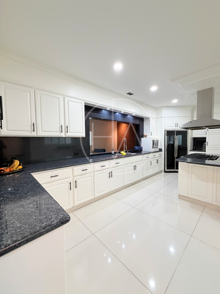 Casa en venta en Puerta de Hierro, Tijuana — foto 2 de 37