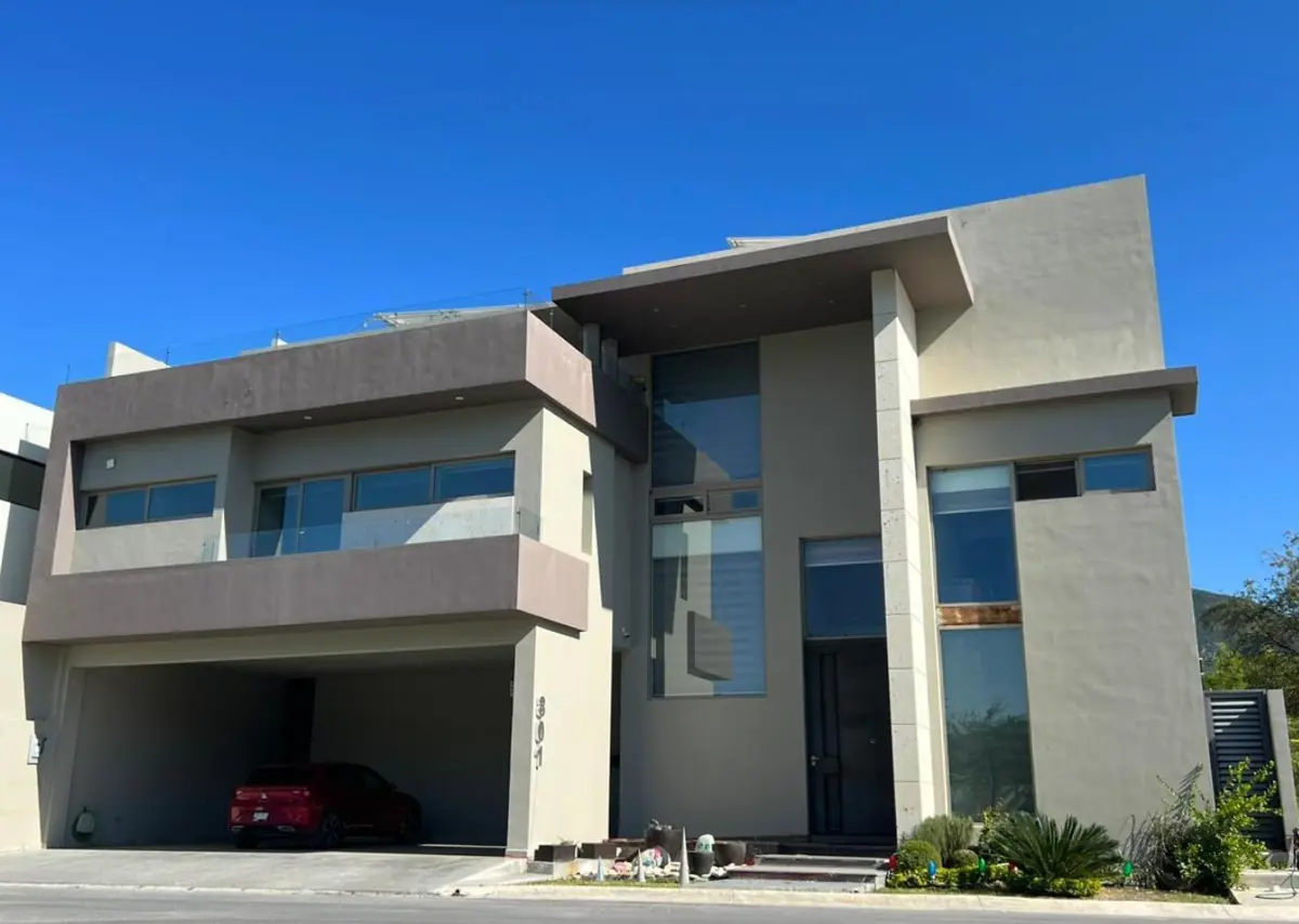 Casa en venta en La Joya Privada Residencial, Monterrey — foto 1 de 28