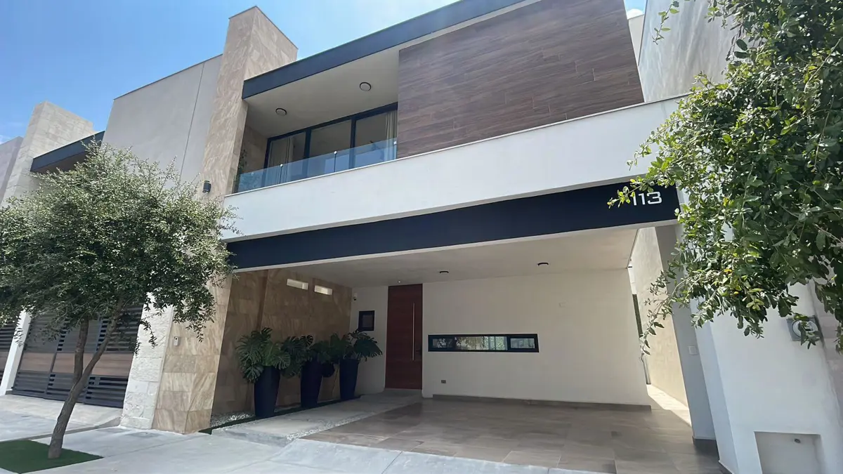 Casa en venta en Dominio Cumbres, García — foto 1 de 36