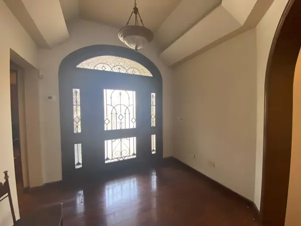 Casa en venta en Valle de San Ángel Sect Jardines, San Pedro Garza García — foto 2 de 34