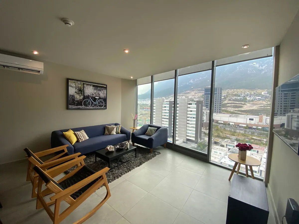 Departamento en venta en El Aguacatal, Santa Catarina — foto 1 de 14