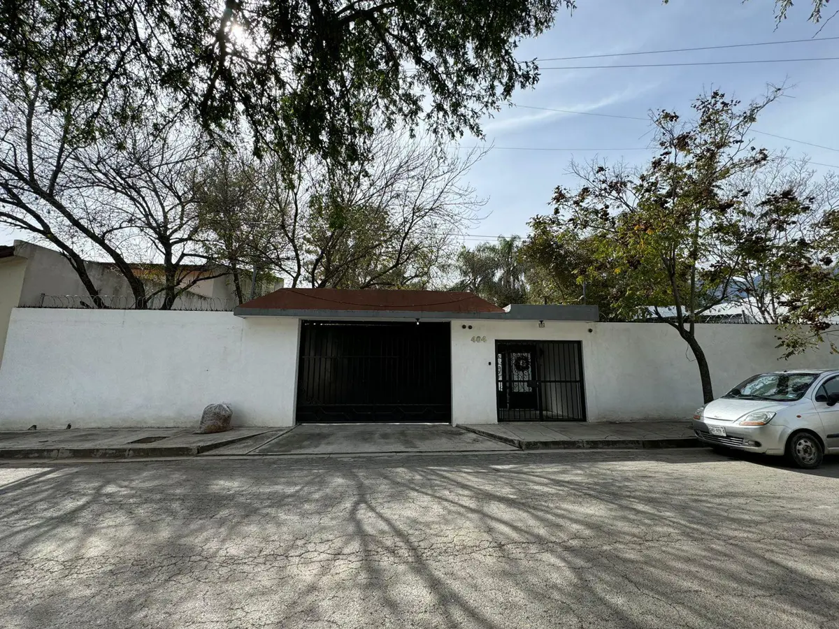 Casa en venta en El Yerbaniz, Santiago — foto 1 de 18