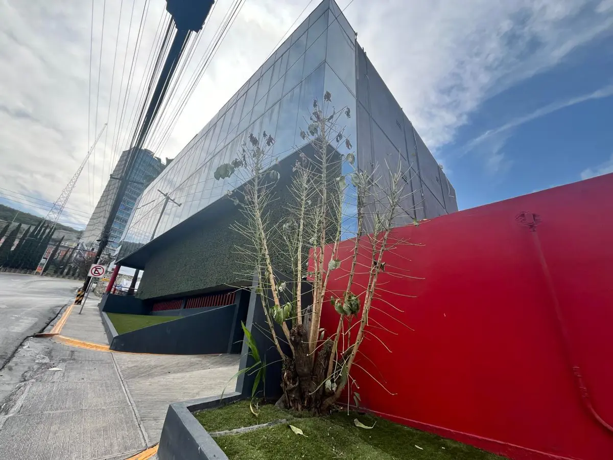 Edificio en venta en Lomas de San Francisco, Monterrey — foto 1 de 15