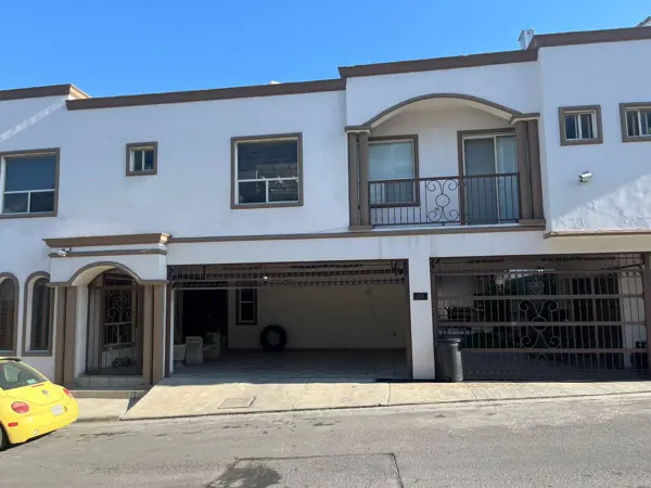 Casa en venta en Sin colonia, Monterrey — foto 2 de 52