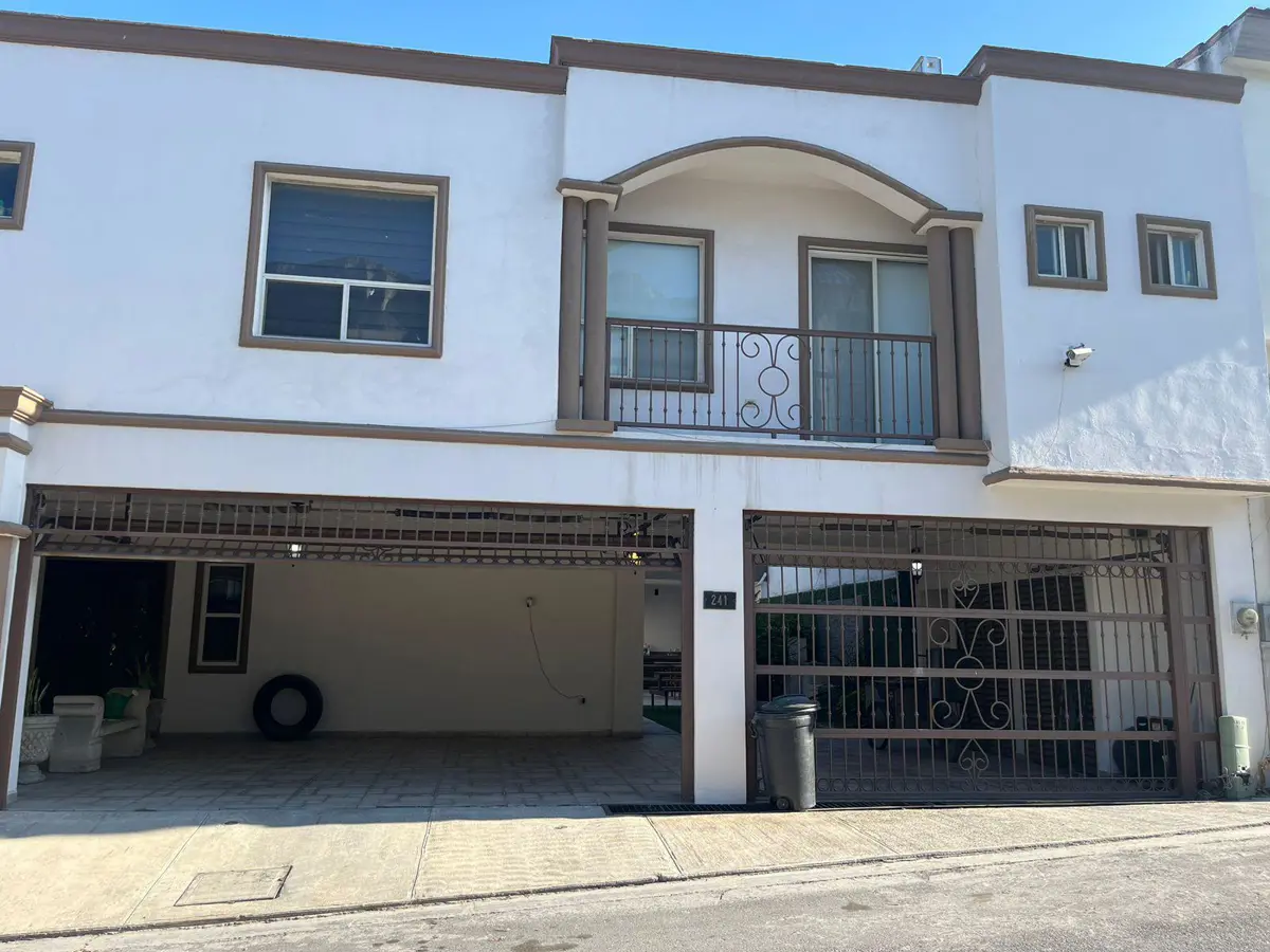 Casa en venta en Sin colonia, Monterrey — foto 1 de 52