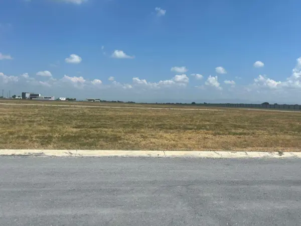 Terreno en venta en Las Aves Residencial and Golf Resort, Pesquería — foto 3 de 10