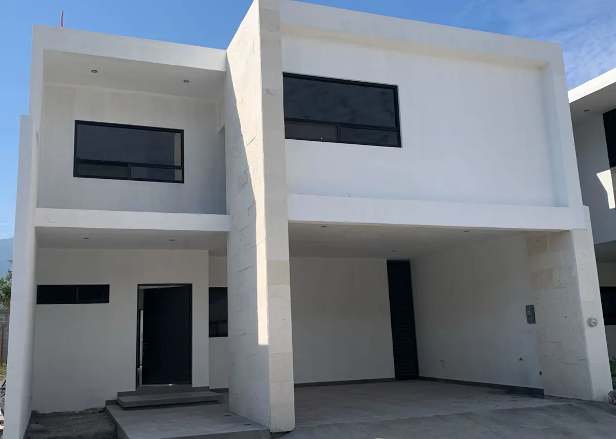 Casa en venta en Amorada Privada Residencial, Santiago — foto 1 de 15
